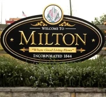 Milton, FL — local landmark